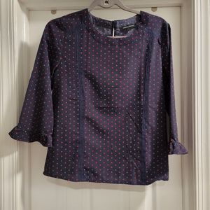 Navy blue/red polka dot blouse 🔵🔴
